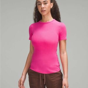 lululemon athletica hold tight tee